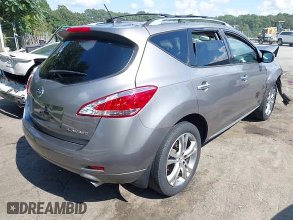 ✅ 2011 Nissan Murano SV • VIN: JN8AZ1MW1BW169673 • Lot: 42988912. Listed on IAAI with 113,457 mi. Free auction sales archive from the USA and detailed vehicle history report at DreamBid. Image 4.