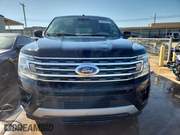 ✅ 2019 Ford Expedition Max XLT • VIN: 1FMJK1HT1KEA58669 • Lot: 86079975. Wystawiony na Copart z przebiegiem 211 537 mil. Bezpłatny archiwum sprzedaży aukcyjnych z USA i szczegółowy raport historii pojazdu na DreamBid. Zdjęcie 5.