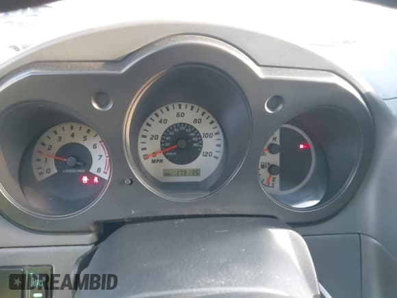 ✅ 2004 Nissan Frontier XE • VIN: 1N6ED29Y74C431516 • Lot: 41838579. Wystawiony na IAAI z przebiegiem 179 135 mil. Bezpłatny archiwum sprzedaży aukcyjnych z USA i szczegółowy raport historii pojazdu na DreamBid. Zdjęcie 7.