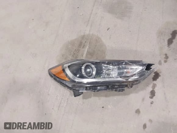 ✅ 2018 Hyundai Elantra Limited • VIN: 5NPD84LF6JH260876 • Лот: 43419880. Опубликован ранее на IAAI с пробегом 153 908 миль. Бесплатный доступ к архиву аукционных продаж из США и подробный отчёт об истории автомобиля на DreamBid. Изображение 12.