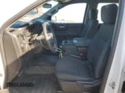 ✅ 2024 Chevrolet Silverado 1500 • VIN: 1GCPAAED7RZ151911 • Лот: 81941365. Опубликован ранее на Copart с пробегом 39 041 миль. Бесплатный доступ к архиву аукционных продаж из США и подробный отчёт об истории автомобиля на DreamBid. Изображение 7.