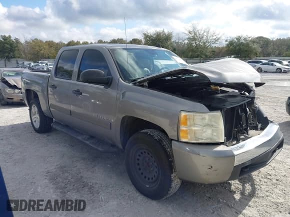 ✅ 2007 Chevrolet Silverado 1500 1LT • VIN: 3GCEC13J27G510315 • Lot: 41509767. Wystawiony na IAAI z przebiegiem 273 602 mil. Bezpłatny archiwum sprzedaży aukcyjnych z USA i szczegółowy raport historii pojazdu na DreamBid. Zdjęcie 1.