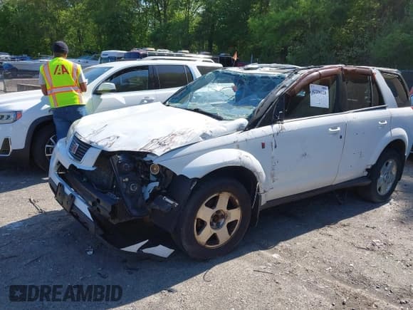 ✅ 2006 Saturn VUE • VIN: 5GZCZ53416S820629 • Lot: 42206120. Wystawiony na IAAI z przebiegiem 1 233 368 mil. Bezpłatny archiwum sprzedaży aukcyjnych z USA i szczegółowy raport historii pojazdu na DreamBid. Zdjęcie 2.