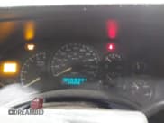 ✅ 2002 Chevrolet Silverado 2500HD • VIN: 1GCHK29U12E160263 • Lot: 43820432. Wystawiony na IAAI z przebiegiem 233 390 mil. Bezpłatny archiwum sprzedaży aukcyjnych z USA i szczegółowy raport historii pojazdu na DreamBid. Zdjęcie 7.