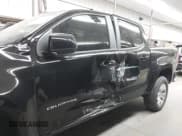 ✅ 2021 Chevrolet Colorado 2WD LT • VIN: 1GCGSCEN2M1195243 • Lot: 42328076. Wystawiony na IAAI z przebiegiem 50 211 mil. Bezpłatny archiwum sprzedaży aukcyjnych z USA i szczegółowy raport historii pojazdu na DreamBid. Zdjęcie 6.