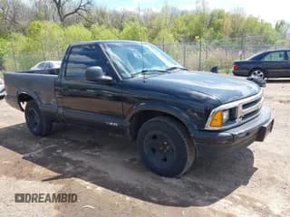 ✅ 1995 Chevrolet S-10 • VIN: 1GCCS1443S8238844 • Лот: 42212588. Опубликован ранее на IAAI с пробегом 149 529 миль. Бесплатный доступ к архиву аукционных продаж из США и подробный отчёт об истории автомобиля на DreamBid. Изображение 1.