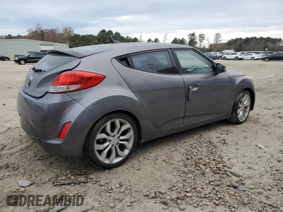 ✅ 2012 Hyundai Veloster w/Red Int • VIN: KMHTC6AD9CU046959 • Lot: 83372544. Wystawiony na Copart z przebiegiem 127 380 mil. Bezpłatny archiwum sprzedaży aukcyjnych z USA i szczegółowy raport historii pojazdu na DreamBid. Zdjęcie 3.