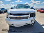 ✅ 2009 Chevrolet Tahoe LTZ • VIN: 1GNFC33J19R291907 • Lot: 84925375. Wystawiony na Copart z przebiegiem 210 706 mil. Bezpłatny archiwum sprzedaży aukcyjnych z USA i szczegółowy raport historii pojazdu na DreamBid. Zdjęcie 5.