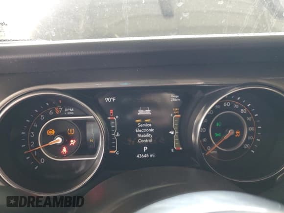 ✅ 2023 Jeep Gladiator Overland • VIN: 1C6HJTFG1PL523114 • Lot: 65930025. Listed on Copart with 43,645 mi. Free auction sales archive from the USA and detailed vehicle history report at DreamBid. Image 9.