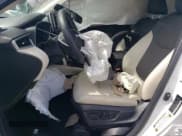 ✅ 2023 Toyota Corolla Cross XLE • VIN: 7MUDAABG1PV059148 • Лот: 81757435. Опубликован ранее на Copart с пробегом Не указан. Бесплатный доступ к архиву аукционных продаж из США и подробный отчёт об истории автомобиля на DreamBid. Изображение 7.