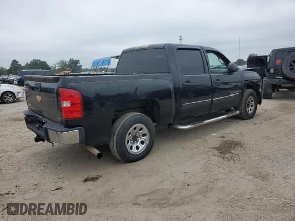✅ 2007 Chevrolet Silverado 1500 1LT • VIN: 2GCEC13C271565356 • Лот: 85675425. Опубликован ранее на Copart с пробегом 219 795 миль. Бесплатный доступ к архиву аукционных продаж из США и подробный отчёт об истории автомобиля на DreamBid. Изображение 3.