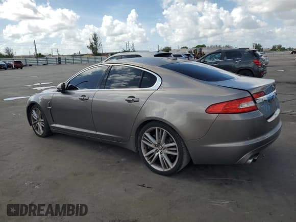 ✅ 2010 Jaguar XF Supercharged • VIN: SAJWA0HE7AMR65361 • Lot: 61667455. Wystawiony na Copart z przebiegiem 110 414 mil. Bezpłatny archiwum sprzedaży aukcyjnych z USA i szczegółowy raport historii pojazdu na DreamBid. Zdjęcie 2.