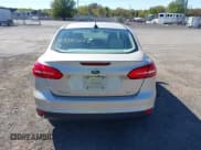 ✅ 2018 Ford Focus SE • VIN: 1FADP3F27JL202508 • Lot: 43385018. Listed on IAAI with 42,121 mi. Free auction sales archive from the USA and detailed vehicle history report at DreamBid. Image 17.