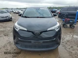 ✅ 2019 Toyota C-HR LE • VIN: JTNKHMBXXK1035589 • Лот: 82112545. Опубликован ранее на Copart с пробегом 93 391 миль. Бесплатный доступ к архиву аукционных продаж из США и подробный отчёт об истории автомобиля на DreamBid. Изображение 5.