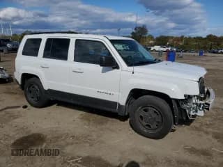 ✅ 2016 Jeep Patriot Sport • VIN: 1C4NJPBA6GD743458 • Lot: 82544005. Wystawiony na Copart z przebiegiem 105 897 mil. Bezpłatny archiwum sprzedaży aukcyjnych z USA i szczegółowy raport historii pojazdu na DreamBid. Zdjęcie 4.