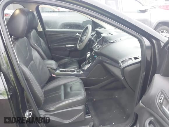 ✅ 2013 Ford Escape Titanium • VIN: 1FMCU0J90DUA76892 • Lot: 43769603. Listed on IAAI with 129,881 mi. Free auction sales archive from the USA and detailed vehicle history report at DreamBid. Image 5.