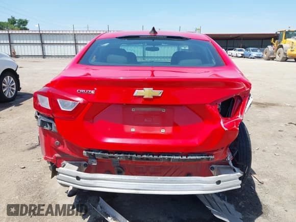 ✅ 2016 Chevrolet Cruze LS • VIN: 1G1BB5SM6G7270733 • Lot: 42254603. Listed on IAAI with 89,658 mi. Free auction sales archive from the USA and detailed vehicle history report at DreamBid. Image 17.