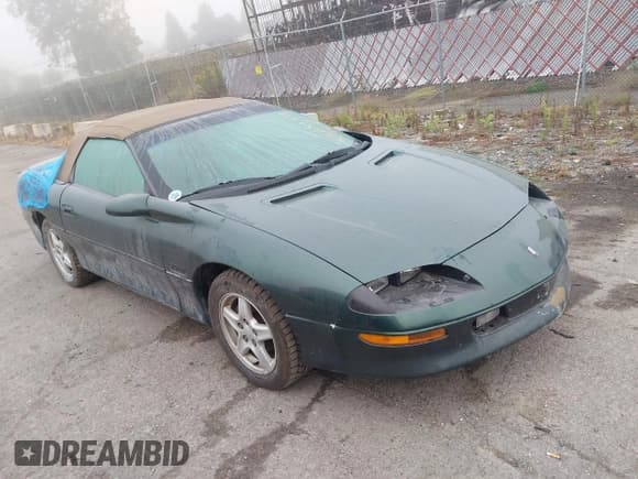 ✅ 1997 Chevrolet Camaro Z28 • VIN: 2G1FP32P0V2104052 • Лот: 43294712. Опубликован ранее на IAAI с пробегом 130 748 миль. Бесплатный доступ к архиву аукционных продаж из США и подробный отчёт об истории автомобиля на DreamBid. Изображение 1.