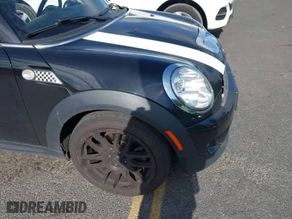 2013 MINI Hardtop S with VIN WMWSV3C53DT477574, listed as a IAAI auction lot 42385383 with 81,312 mi miles and . Bid and sale history available at DreamBid. Image 15.