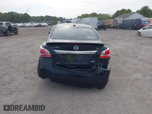 ✅ 2014 Nissan Altima SV • VIN: 1N4AL3AP8EC902254 • Lot: 43296802. Listed on IAAI with 142,997 mi. Free auction sales archive from the USA and detailed vehicle history report at DreamBid. Image 15.