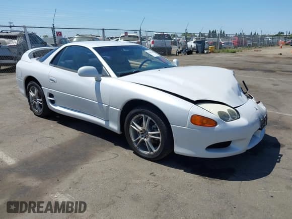 ✅ 1997 Mitsubishi 3000GT • VIN: JA3AM44H2VY002016 • Lot: 42609500. Wystawiony na IAAI z przebiegiem 183 939 mil. Bezpłatny archiwum sprzedaży aukcyjnych z USA i szczegółowy raport historii pojazdu na DreamBid. Zdjęcie 1.