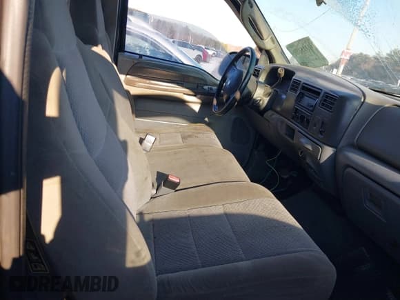 ✅ 2004 Ford F-350 • VIN: 3FTSF31LX4MA14086 • Lot: 41315359. Wystawiony na IAAI z przebiegiem 123 619 mil. Bezpłatny archiwum sprzedaży aukcyjnych z USA i szczegółowy raport historii pojazdu na DreamBid. Zdjęcie 8.