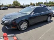 ✅ 2010 Ford Fusion Hybrid • VIN: 3FADP0L33AR185719 • Лот: 59821115. Опубликован ранее на Copart с пробегом 154 019 миль. Бесплатный доступ к архиву аукционных продаж из США и подробный отчёт об истории автомобиля на DreamBid. Изображение 1.