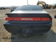 ✅ 2013 Dodge Challenger R/T Plus • VIN: 2C3CDYBT5DH700237 • Lot: 74382344. Wystawiony na Copart z przebiegiem 110 924 mil. Bezpłatny archiwum sprzedaży aukcyjnych z USA i szczegółowy raport historii pojazdu na DreamBid. Zdjęcie 6.