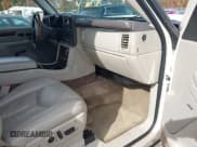 ✅ 2003 Cadillac Escalade • VIN: 1GYEK63N83R265043 • Lot: 43617960. Wystawiony na IAAI z przebiegiem 173 743 mil. Bezpłatny archiwum sprzedaży aukcyjnych z USA i szczegółowy raport historii pojazdu na DreamBid. Zdjęcie 5.