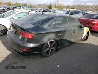 ✅ 2018 Audi RS 3 • VIN: WUABWGFF9J1901832 • Lot: 83776434. Wystawiony na Copart z przebiegiem Nie podano. Bezpłatny archiwum sprzedaży aukcyjnych z USA i szczegółowy raport historii pojazdu na DreamBid. Zdjęcie 3.