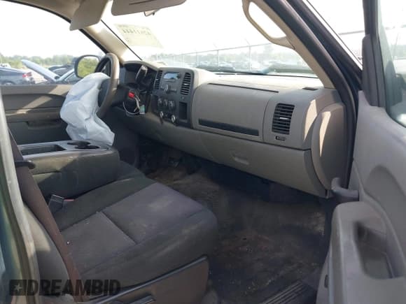 ✅ 2012 Chevrolet Silverado 1500 Work Truck • VIN: 1GCNCPEA0CZ102597 • Lot: 42611444. Listed on IAAI with 58,170 mi. Free auction sales archive from the USA and detailed vehicle history report at DreamBid. Image 5.