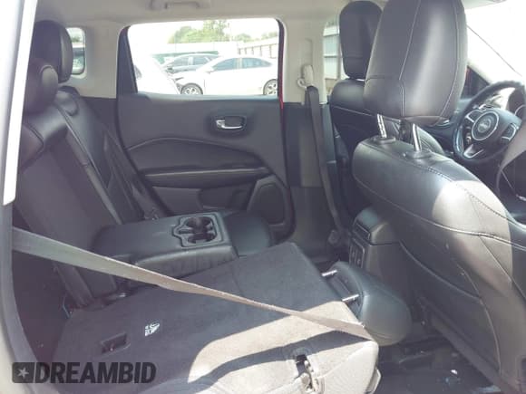 ✅ 2021 Jeep Compass Limited • VIN: 3C4NJCCB6MT526465 • Lot: 42933716. Listed on IAAI with 86,953 mi. Free auction sales archive from the USA and detailed vehicle history report at DreamBid. Image 8.