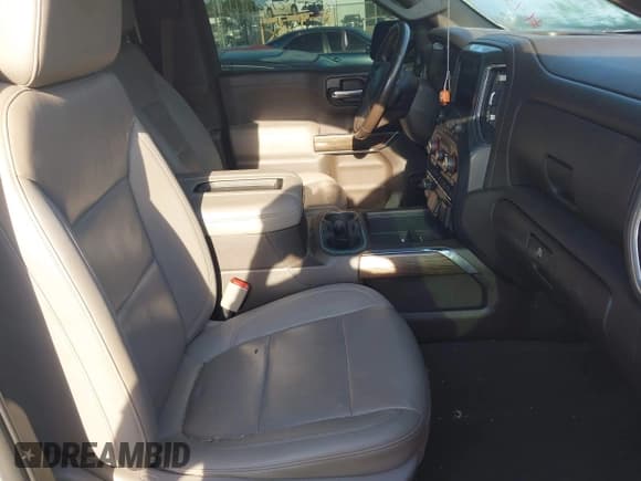 ✅ 2021 Chevrolet Silverado 1500 RST • VIN: 3GCUYEEL7MG279622 • Lot: 43081221. Listed on IAAI with 138,000 mi. Free auction sales archive from the USA and detailed vehicle history report at DreamBid. Image 5.