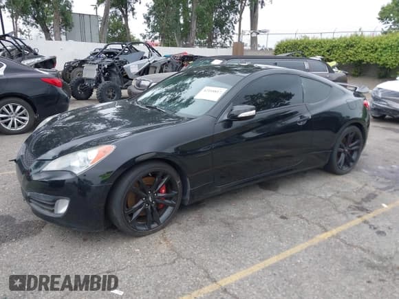 ✅ 2010 Hyundai Genesis Coupe Track • VIN: KMHHU6KH2AU040891 • Lot: 42418817. Wystawiony na IAAI z przebiegiem Nie podano. Bezpłatny archiwum sprzedaży aukcyjnych z USA i szczegółowy raport historii pojazdu na DreamBid. Zdjęcie 16.