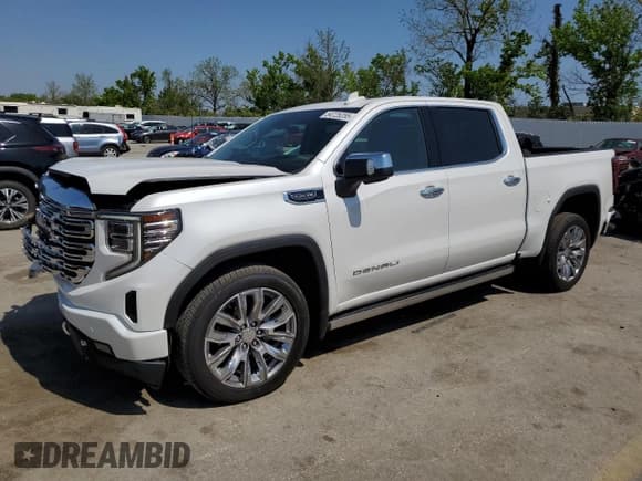 ✅ 2025 GMC Sierra 1500 Denali • VIN: 3GTUUGED6SG121818 • Лот: 54725255. Опубликован ранее на Copart с пробегом 6 919 миль. Бесплатный доступ к архиву аукционных продаж из США и подробный отчёт об истории автомобиля на DreamBid. Изображение 1.