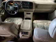 ✅ 2001 Chevrolet Tahoe LT • VIN: 1GNEK13T61J101087 • Lot: 80181385. Wystawiony na Copart z przebiegiem 194 210 mil. Bezpłatny archiwum sprzedaży aukcyjnych z USA i szczegółowy raport historii pojazdu na DreamBid. Zdjęcie 8.