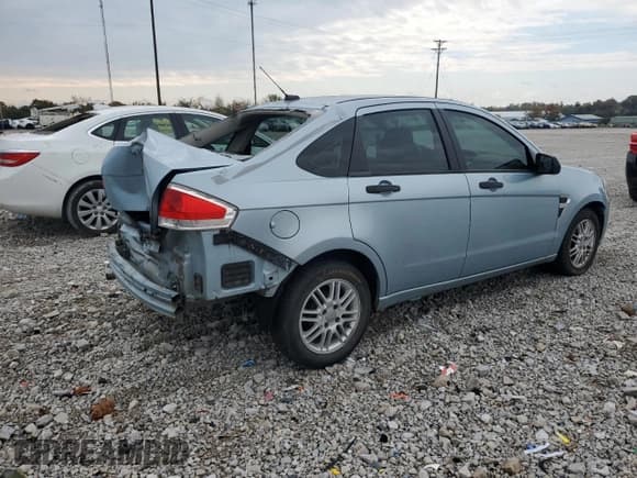 ✅ 2008 Ford Focus SE • VIN: 1FAHP35N88W140283 • Lot: 90903775. Wystawiony na Copart z przebiegiem 157 722 mil. Bezpłatny archiwum sprzedaży aukcyjnych z USA i szczegółowy raport historii pojazdu na DreamBid. Zdjęcie 3.