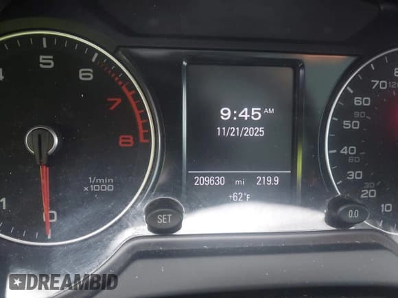 ✅ 2013 Audi Q5 Premium Plus • VIN: WA1LFBFP7DA016007 • Lot: 43688511. Listed on IAAI with 209,630 mi. Free auction sales archive from the USA and detailed vehicle history report at DreamBid. Image 7.