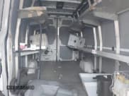 ✅ 2012 Mercedes-Benz Sprinter Cargo • VIN: WD3PE8CB5C5710802 • Lot: 43270286. Wystawiony na IAAI z przebiegiem 304 265 mil. Bezpłatny archiwum sprzedaży aukcyjnych z USA i szczegółowy raport historii pojazdu na DreamBid. Zdjęcie 8.