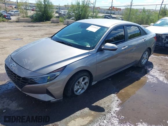✅ 2023 Hyundai Elantra SE • VIN: KMHLL4AG6PU575998 • Лот: 43329620. Опубликован ранее на IAAI с пробегом 15 275 миль. Бесплатный доступ к архиву аукционных продаж из США и подробный отчёт об истории автомобиля на DreamBid. Изображение 2.