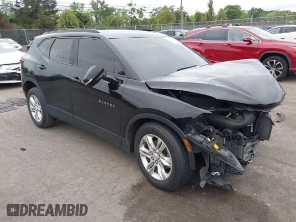 ✅ 2020 Chevrolet Blazer LT • VIN: 3GNKBBRA0LS627263 • Лот: 43021264. Опубликован ранее на IAAI с пробегом 88 874 миль. Бесплатный доступ к архиву аукционных продаж из США и подробный отчёт об истории автомобиля на DreamBid. Изображение 1.