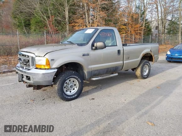 ✅ 2001 Ford F-250 XL • VIN: 1FTNF21L21EB87741 • Lot: 43591064. Wystawiony na IAAI z przebiegiem 54 724 mil. Bezpłatny archiwum sprzedaży aukcyjnych z USA i szczegółowy raport historii pojazdu na DreamBid. Zdjęcie 2.