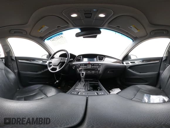 ✅ 2015 Hyundai Genesis 3.8L • VIN: KMHGN4JE4FU017852 • Lot: 41227267. Wystawiony na IAAI z przebiegiem 99 296 mil. Bezpłatny archiwum sprzedaży aukcyjnych z USA i szczegółowy raport historii pojazdu na DreamBid. Zdjęcie 18.