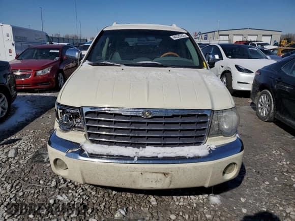 ✅ 2009 Chrysler Aspen Limited • VIN: 1A8HW58P69F713424 • Lot: 44232225. Wystawiony na Copart z przebiegiem 239 974 mil. Bezpłatny archiwum sprzedaży aukcyjnych z USA i szczegółowy raport historii pojazdu na DreamBid. Zdjęcie 5.