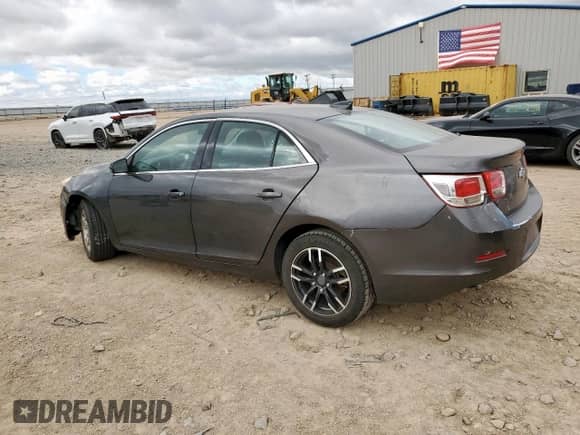 2015 Chevrolet Malibu LT z VIN 1G11C5SL7FF196114, wystawiony jako Copart lot #81323255 z przebiegiem 131 536 mil mil oraz Szkoda całkowita • Salvage title. Historia ofert i sprzedaży dostępna na DreamBid. Obrazek 2.