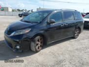 ✅ 2015 Toyota Sienna SE • VIN: 5TDXK3DC9FS646531 • Lot: 43135364. Wystawiony na IAAI z przebiegiem 156 950 mil. Bezpłatny archiwum sprzedaży aukcyjnych z USA i szczegółowy raport historii pojazdu na DreamBid. Zdjęcie 17.