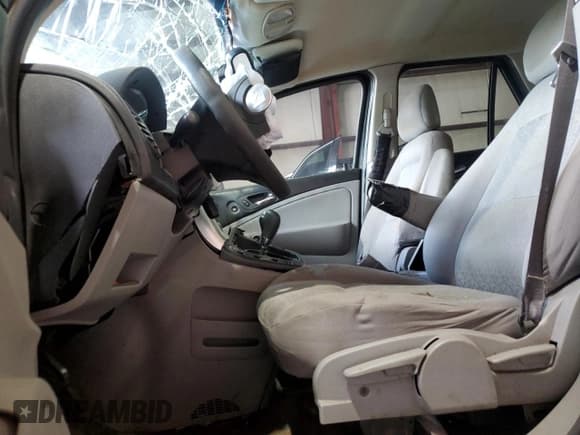 ✅ 2006 Saturn VUE • VIN: 5GZCZ33D66S810294 • Lot: 71081464. Wystawiony na Copart z przebiegiem Nie podano. Bezpłatny archiwum sprzedaży aukcyjnych z USA i szczegółowy raport historii pojazdu na DreamBid. Zdjęcie 7.