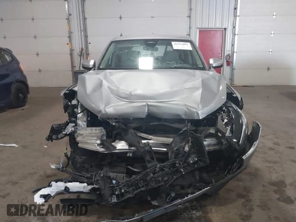 ✅ 2024 Honda HR-V LX • VIN: 3CZRZ2H31RM756478 • Lot: 42372882. Listed on IAAI with 10,166 mi. Free auction sales archive from the USA and detailed vehicle history report at DreamBid. Image 13.