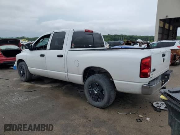 2008 Dodge 1500 SLT z VIN 1D7HA18288S594760, wystawiony jako Copart lot #59485094 z przebiegiem 168 803 mil mil oraz Szkoda całkowita • Salvage title. Historia ofert i sprzedaży dostępna na DreamBid. Obrazek 2.