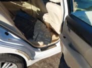 ✅ 2013 Lexus ES 250 • VIN: JTHBK1GG6D2058831 • Lot: 43770574. Wystawiony na IAAI z przebiegiem 106 605 mil. Bezpłatny archiwum sprzedaży aukcyjnych z USA i szczegółowy raport historii pojazdu na DreamBid. Zdjęcie 8.